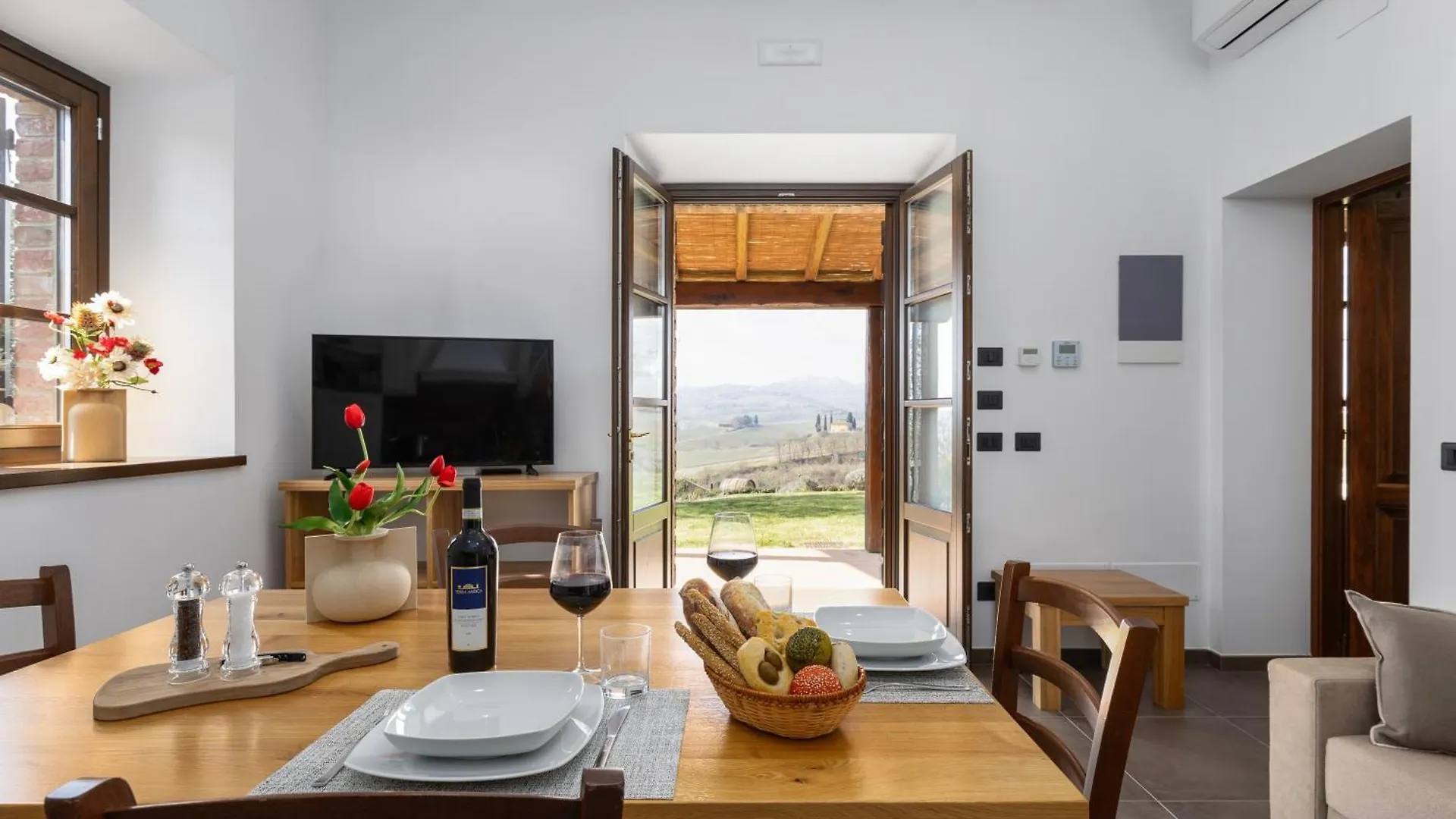 Tuscany Living - Terra Antica Montepulciano Stazione 0*,